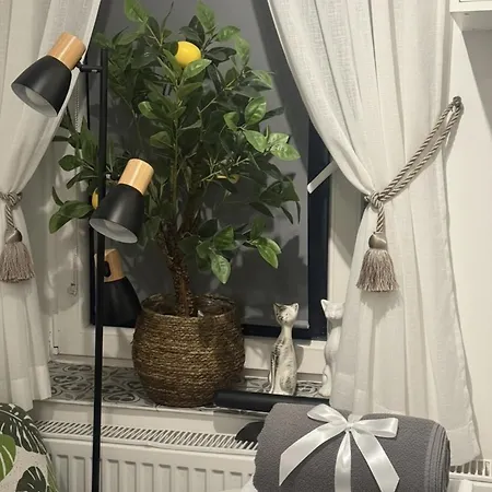 Przytulny Z Lazienka W Centrum Gdyni & Free Parking Apartmán Gdyně